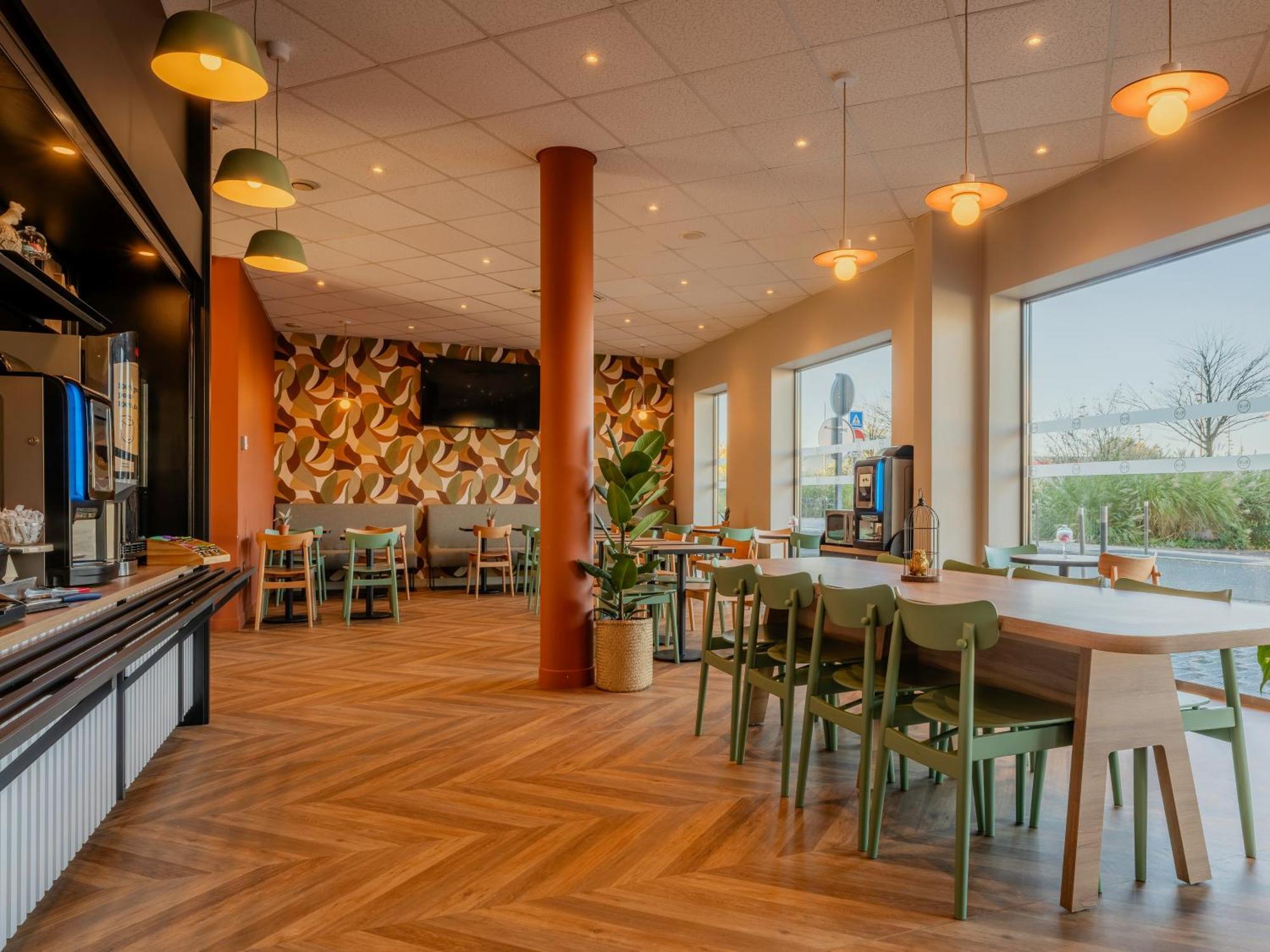 B&B Hotel Maubeuge Gare Exterior photo